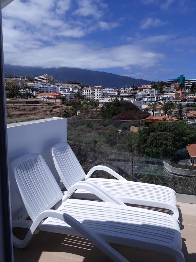 Pez Azul Aparthotel 3*