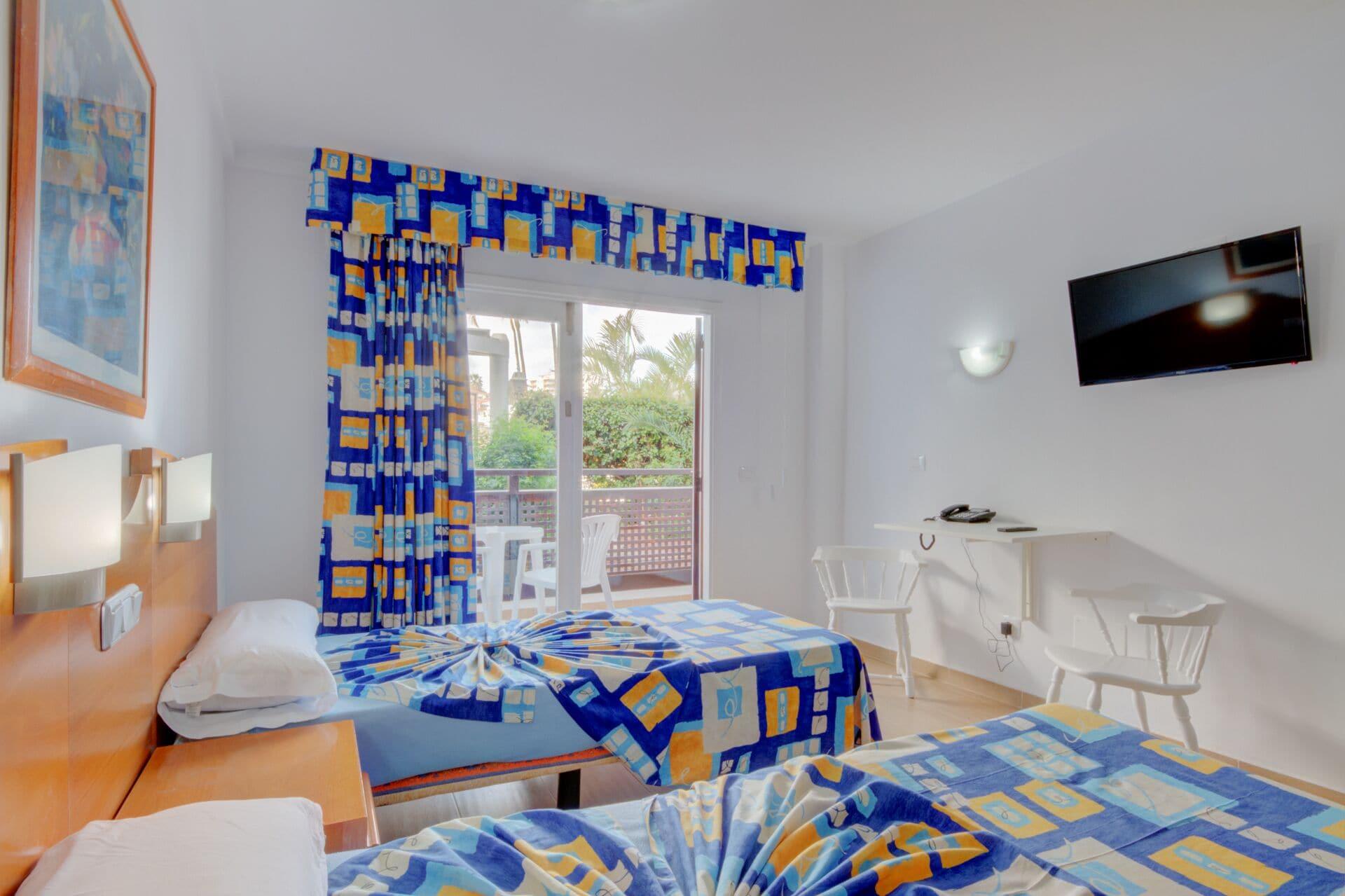Pez Azul Aparthotel 3*