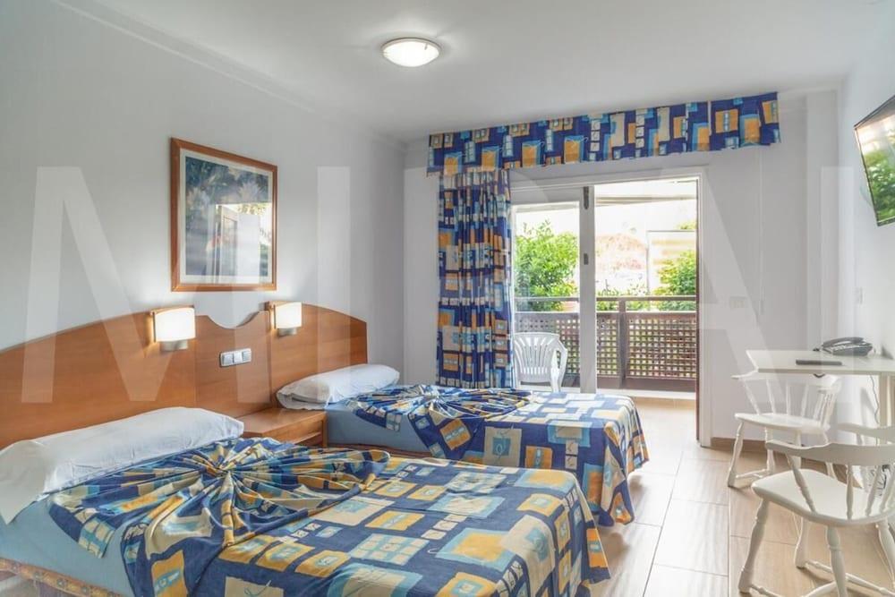 Pez Azul Aparthotel