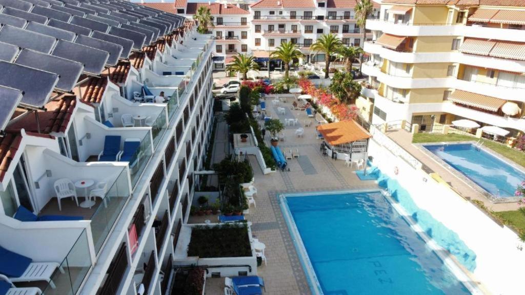Pez Azul Aparthotel 3*