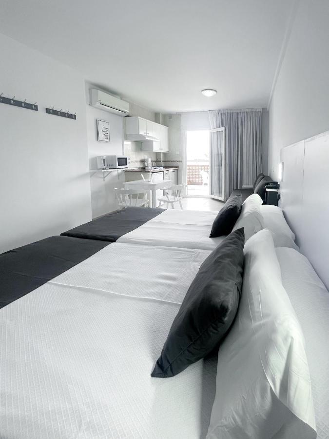 Aparthotel Pez Azul 3*