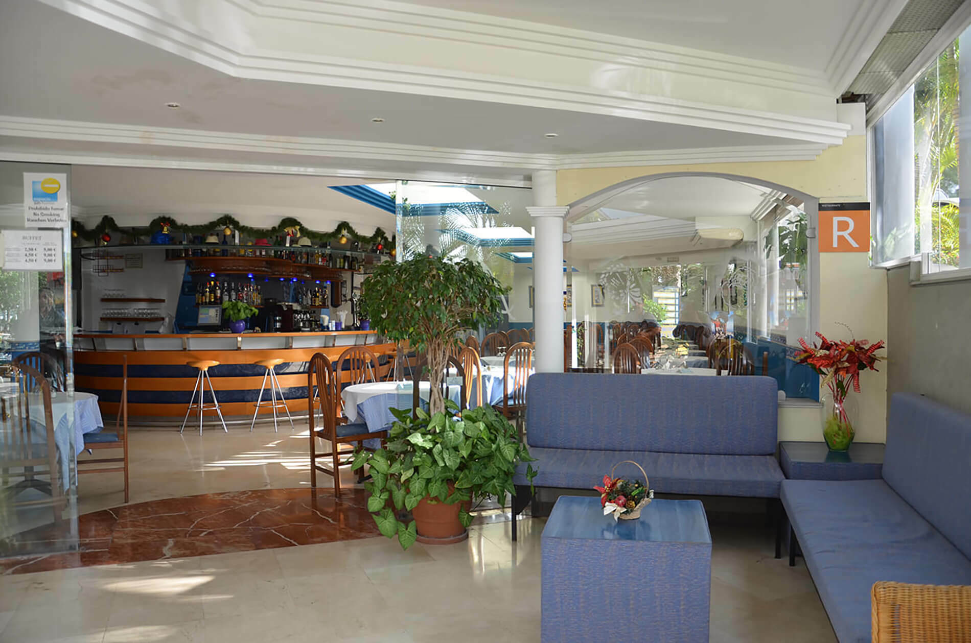 Pez Azul Aparthotel 3*